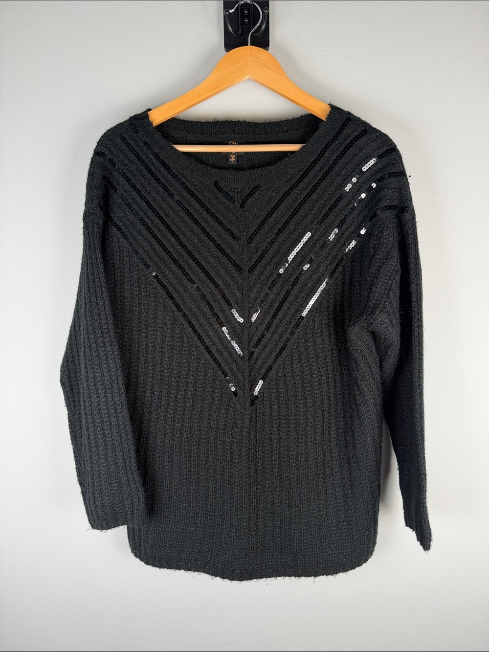 12th Heart Black Sequin Knit Sweater Festive 80s vibes Size L